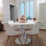 Casa Micaela Appartement *